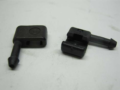 1372305-washer-jet-left Sprinklerdyse venstre forlygte volvo 240 260 300-serien - Billede 1