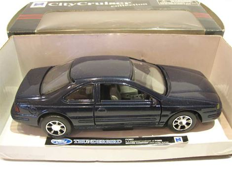 416759-thunderbird Ford Thunderbird - Billede 1