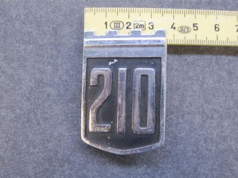 671097 Emblem 210 - Billede 1