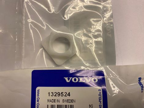 volvo-201329524 Plastic til kabelgennemføring højre 1329524, V 740/940 - Billede 1
