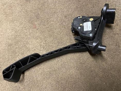 volvo-2030683514 Speederpedal elektronisk, volvo - Billede 1