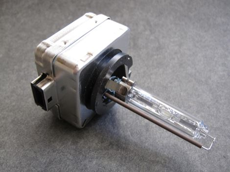volvo-2030763954 original osram D1S Xenon pære til volvo - Billede 1
