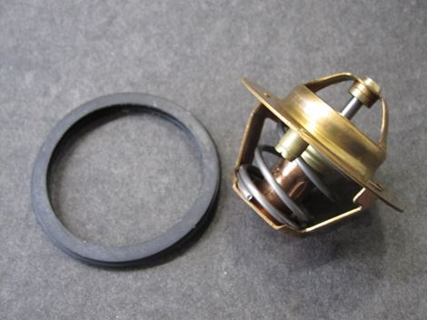 volvo-203345628 Termostat volvo 340 440 S40 V40 1996-04 - Billede 1