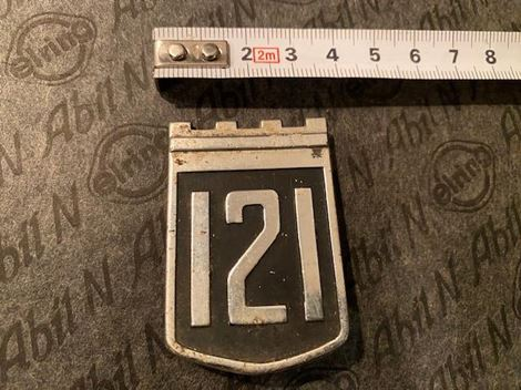 volvo-20670678-20kn-C3-A6k 121 emblem brugt, skal limes på - Billede 1