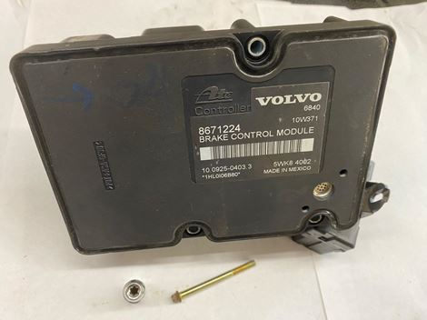 volvo-20abs-20styreboks-208671224 ABS Styreboks, volvo V70, V70XC, S60, S80 - Billede 1