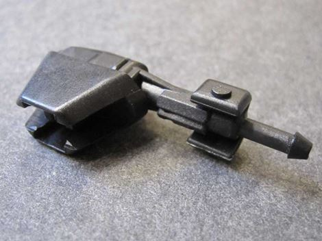 volvo-9190242 Holder/ dyse til lygtevisker venstre volvo 700 900 S60 V70 S80 S90 - Billede 1