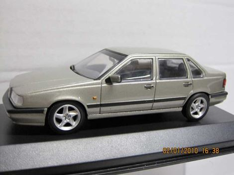 volvo_850_solv Volvo 850 Sølv metallic - Billede 1