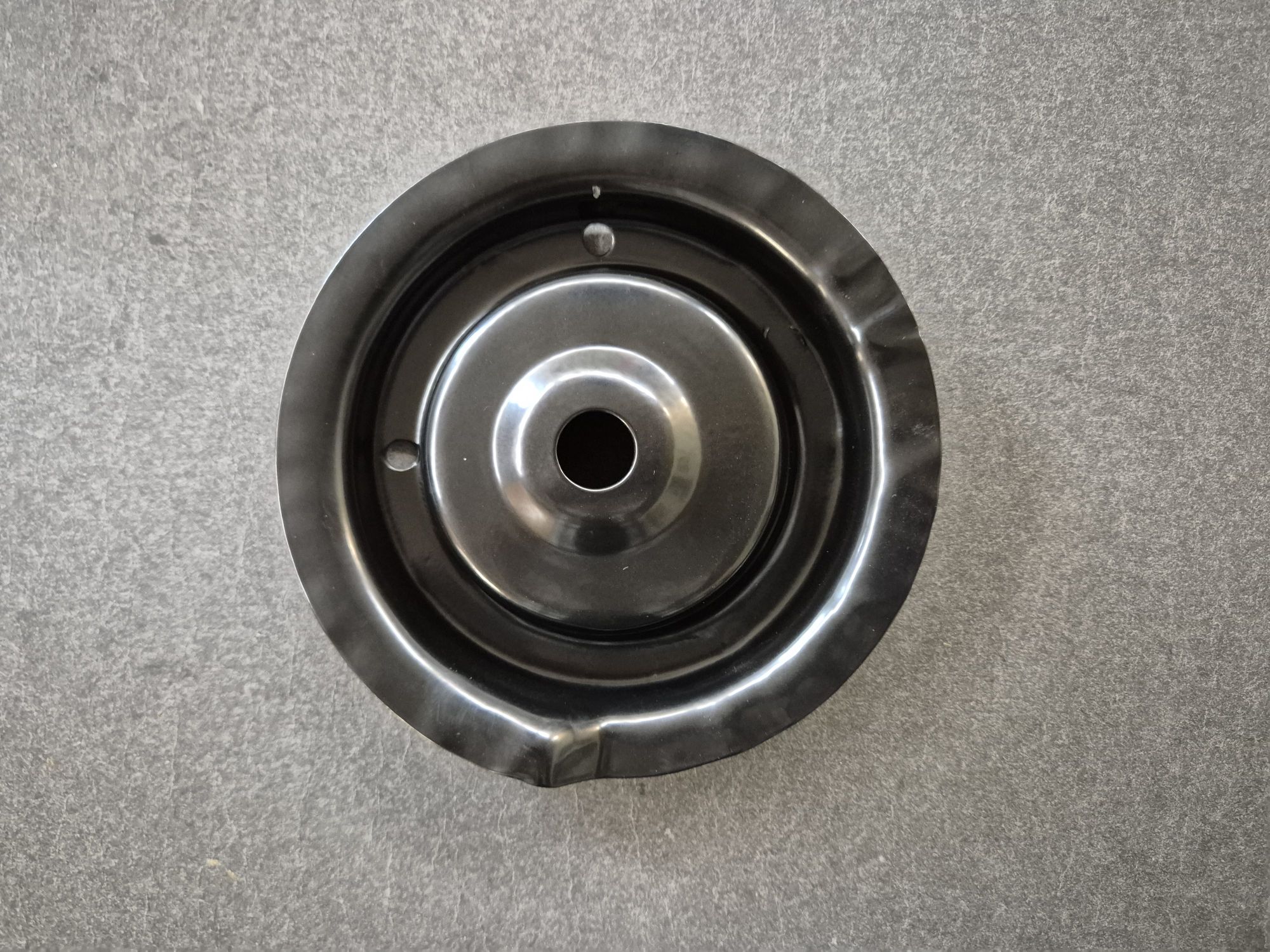 20250811_1321116674555107965355444.jpg højre fjederskål øverst på fjederben, volvo 240 260, Spring cap Front axle left upper - Billede 1
