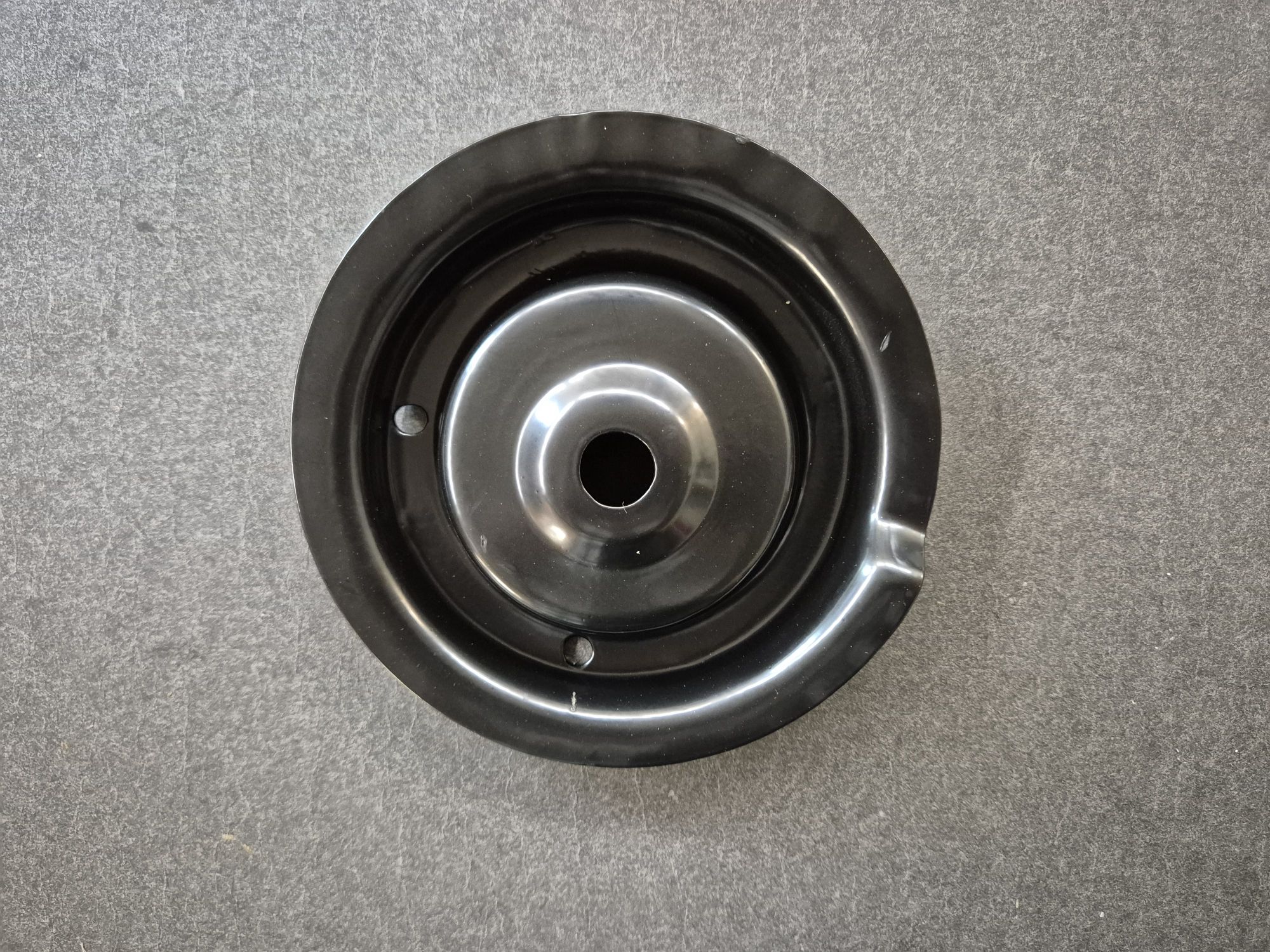 20250811_1322072250880787810425121.jpg venstre fjederskål øverst på fjederben, volvo 240 260, Spring cap Front axle left upper - Billede 1