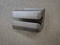 Sædefastgørelsesdæksel, højre, Volvo 850, C70 (-2005), S70, V70, V70XC (-2000)