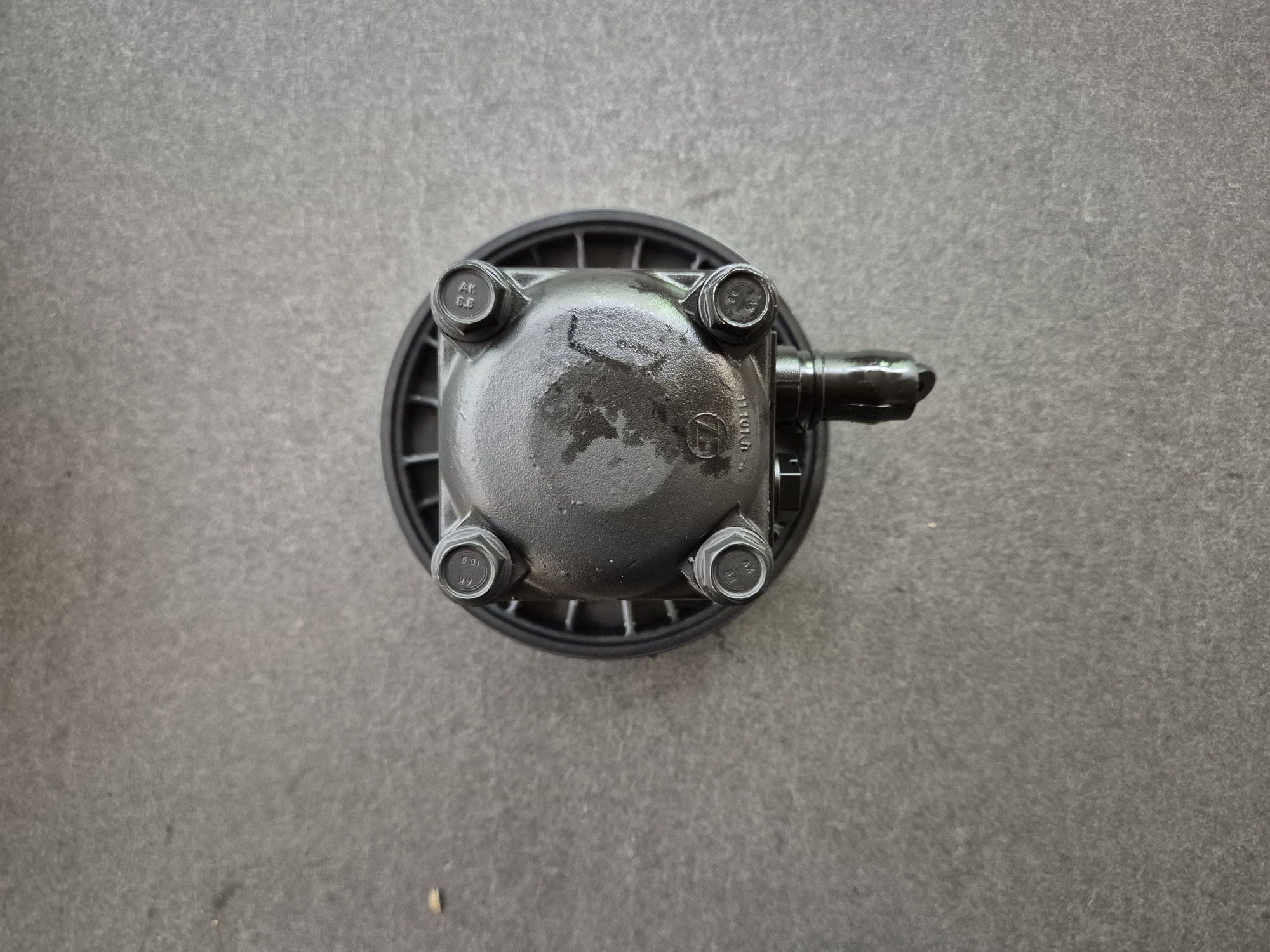 20251002_1402098668812406256510556.jpg Servopumpe original 8251736, Volvo C70/S60/S70/V70/S80/XC70 - Billede 1