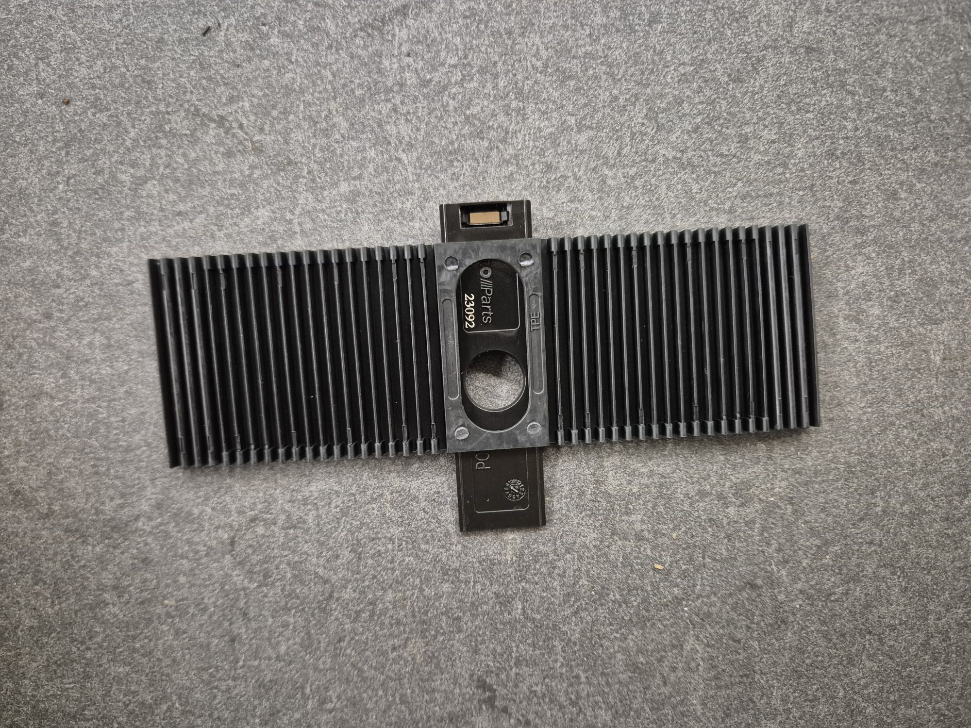 wp-17610518969112756853217342440470.jpg blænddæksel til aut.gear, Volvo C30, C70 (2006-), S40, V50 (2004-) - Billede 1