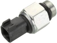 Baklyskontakt, Volvo C30, C70 (2006-), S40, V50 (2004-), S60, V60 (2011-2018), S80 (2007-), V40 (2013-), V40 CC, V60 (2019-), V70 (2008-), XC40/EX40