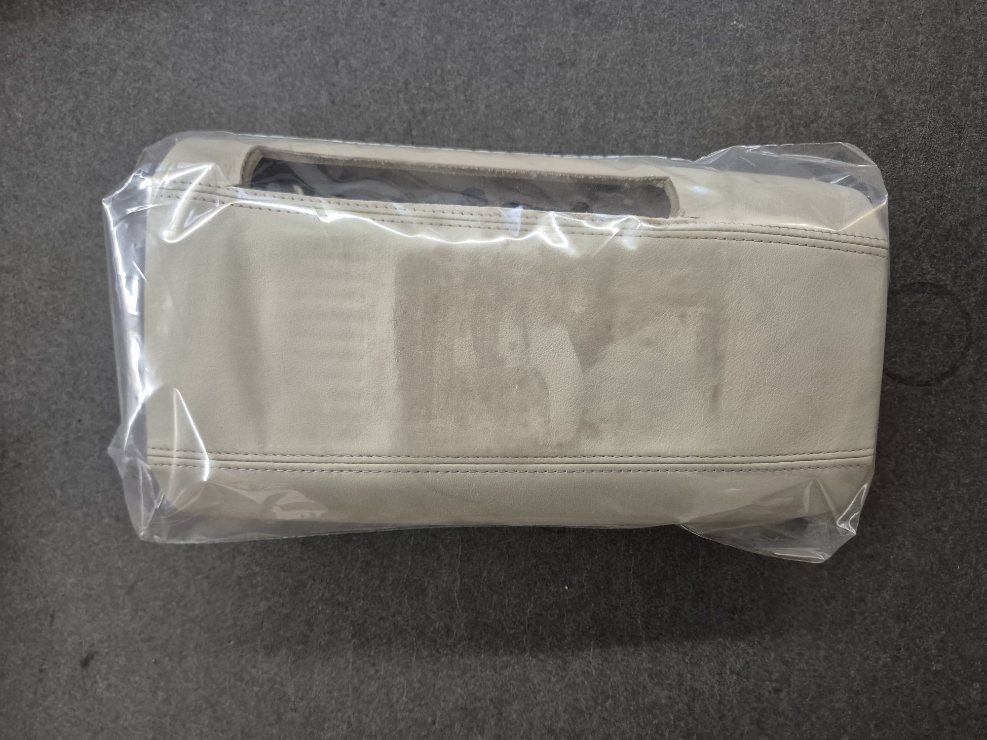 wp-17646765137787562818476953365065.jpg Armstøtte, S80 1999-2006 - Billede 1