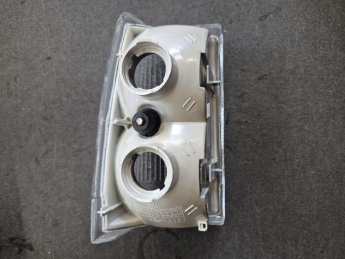 Blinklygte, venstre, hvidt glas til blink, Volvo 740 -89 / 760 -87 - Billede 2